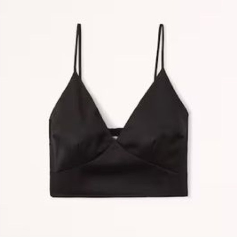 Abercrombie black 2 piece satin set. Cropped v neck top and trousers. - Picture 3 of 8